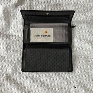 Liz Claiborne Wallet